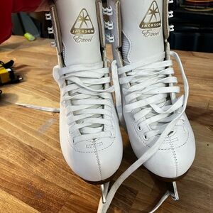 Jackson excel skates big girls size 3.5